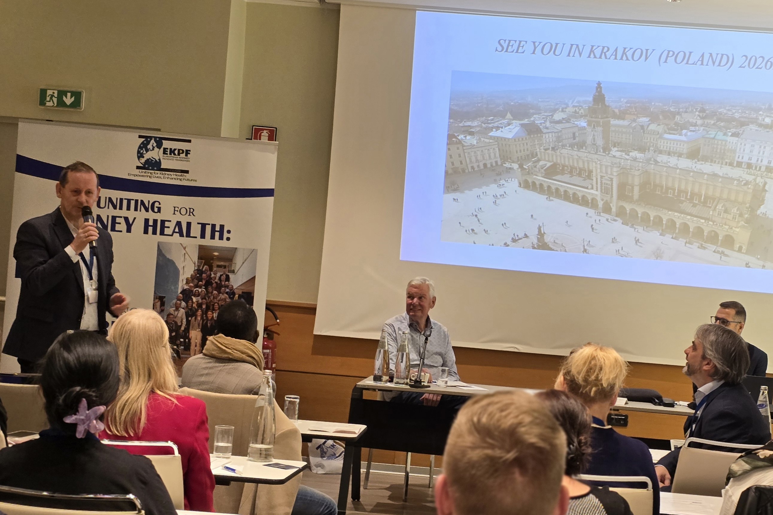 Konferencja EKPF 2025 Mediolan a przy katedrze: Katedra Mediolan